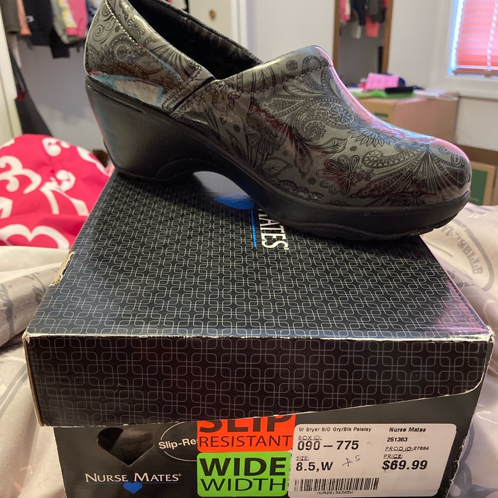 Nurse shoes